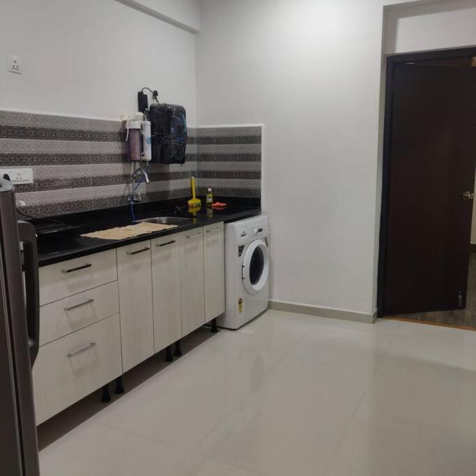 Kivi'S Kozy 2Bhk Luxurious Apartment Goa By Leela Homes Arpora Esterno foto